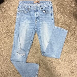 Luxe Vintage Josefina jean In Floral w/ leg tear (size 26) EUC